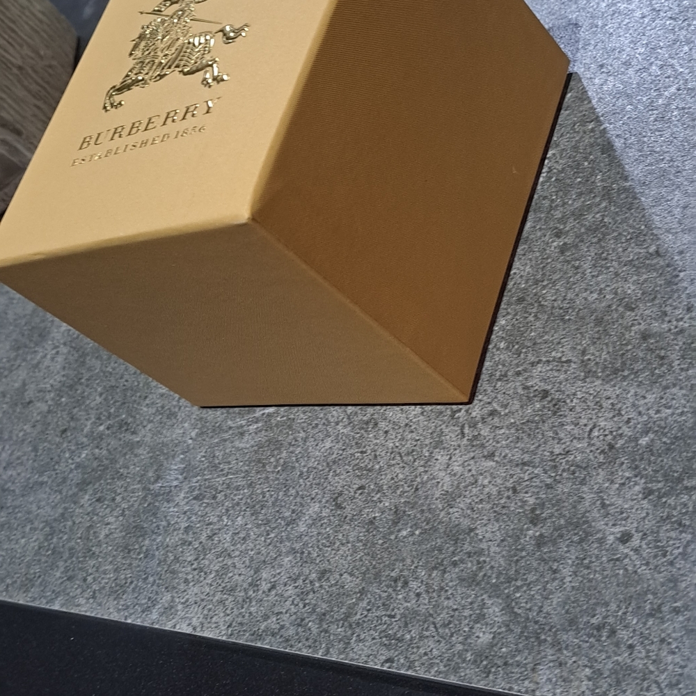 Burberry Watch Box Case - Picture 5 of 9